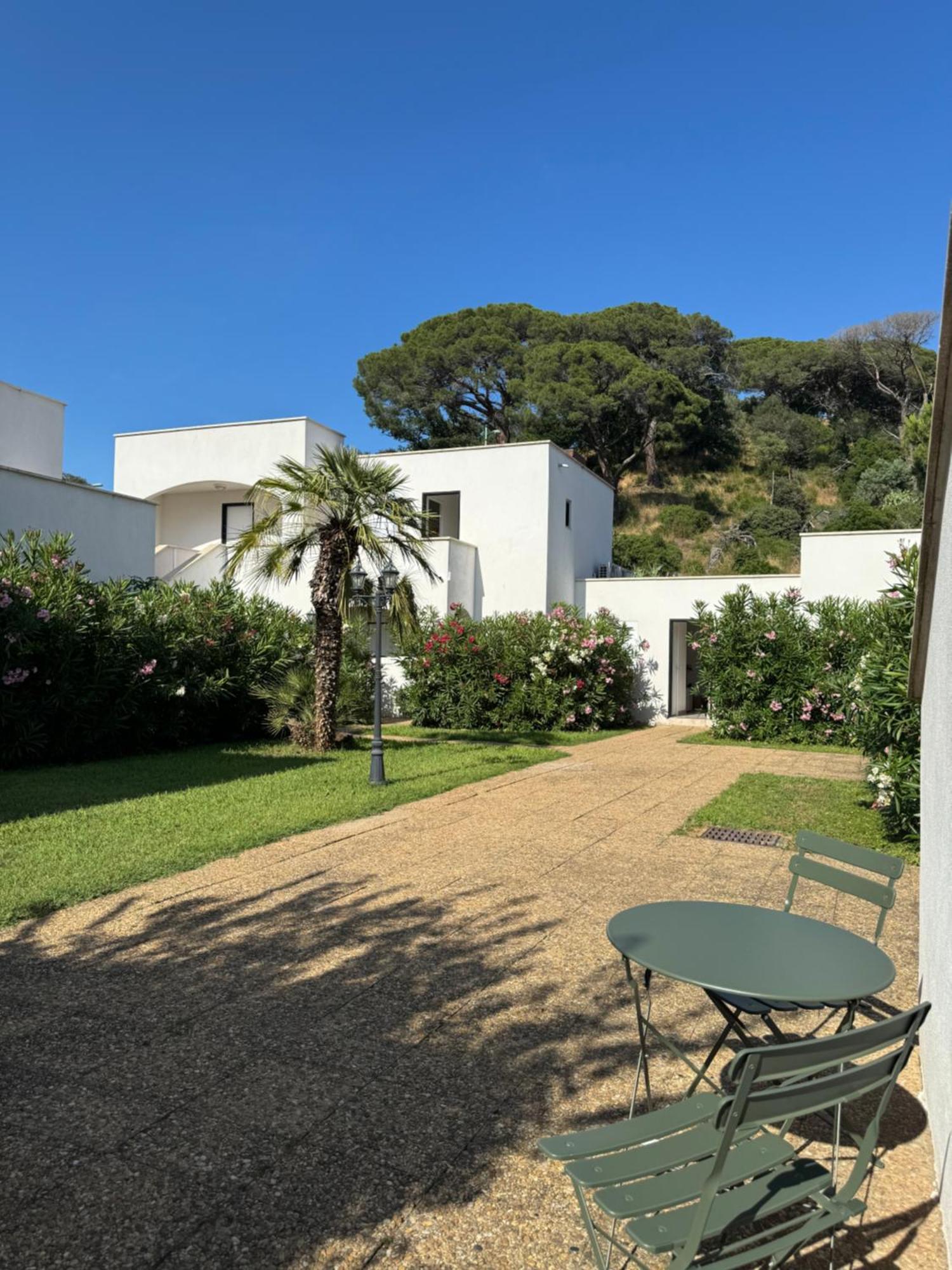 Beach Cannes Bungalows ル·カネ エクステリア 写真