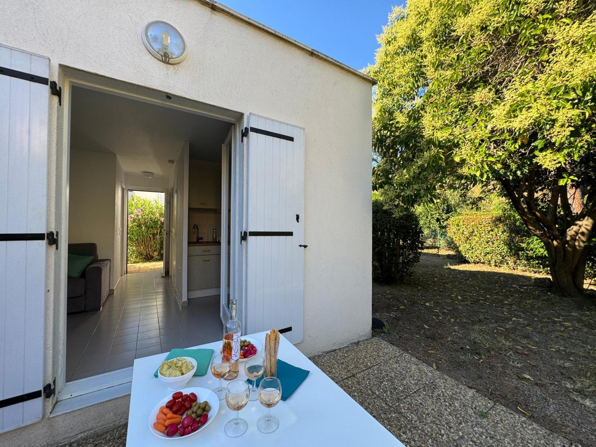 Beach Cannes Bungalows ル·カネ エクステリア 写真